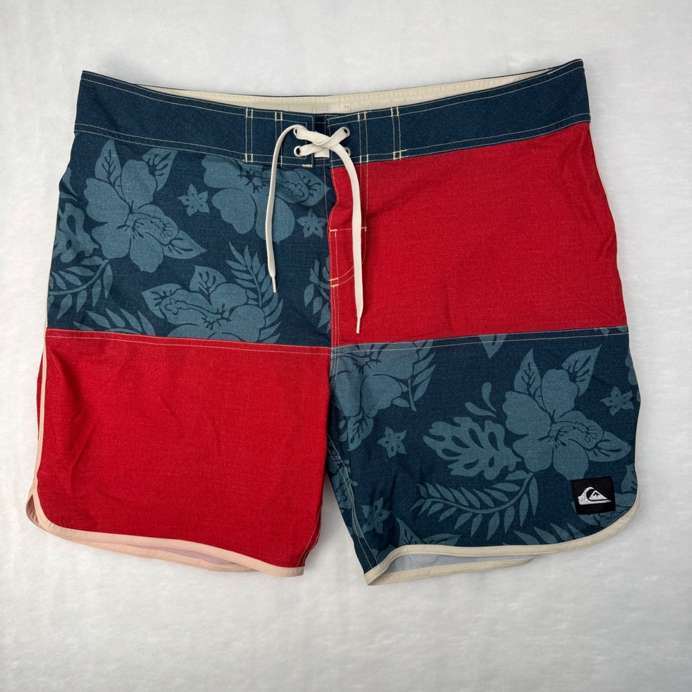 Quiksilver Board Shorts 38 Red Navy Colorblock Tropical Hibiscus Mens Trunks